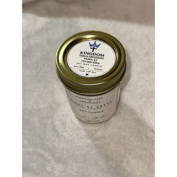 Kingdom Tees Light of Grace scented 8oz handcrafted Soy candle 40hr burn time - Picture 2 of 3
